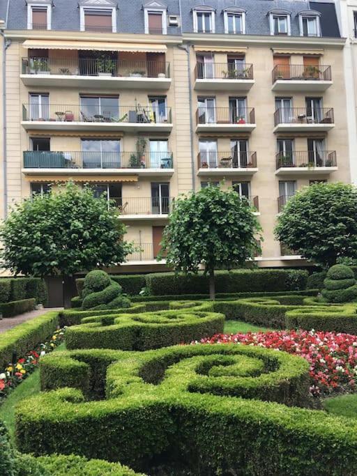Magnifique Studio Coeur Marais Париж Экстерьер фото